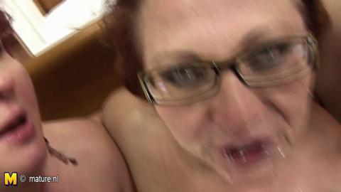 32153